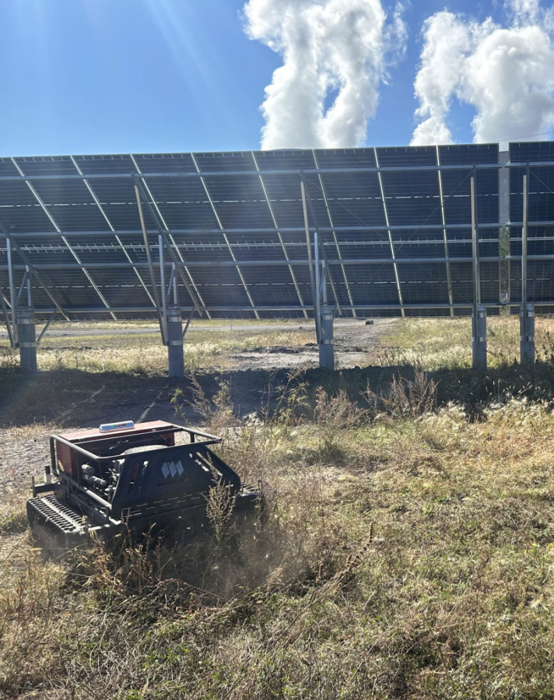remote control crawler lawn mower for PV sites